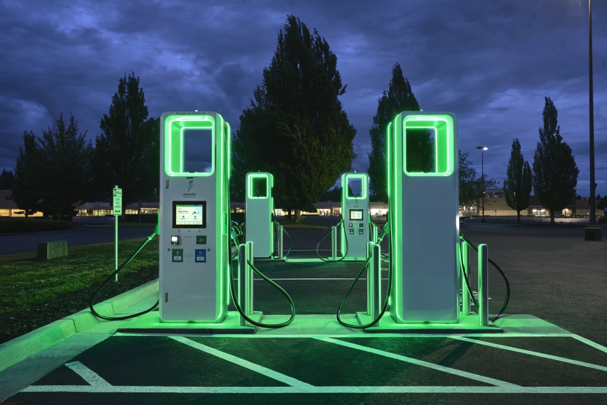EV fast-charging networks face a challenging 2024