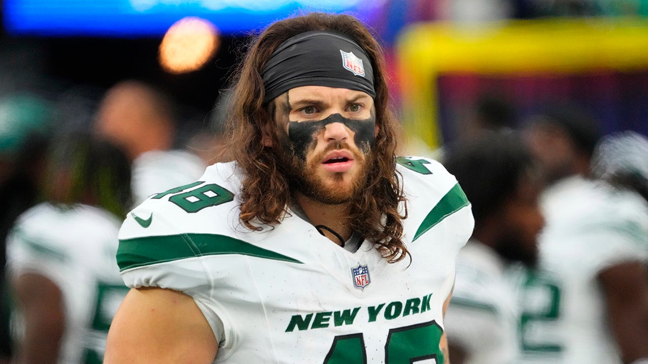 Jets’ Nick Bawden, who was cut amid Aaron Rodgers’ IR saga, sets record straight about his release