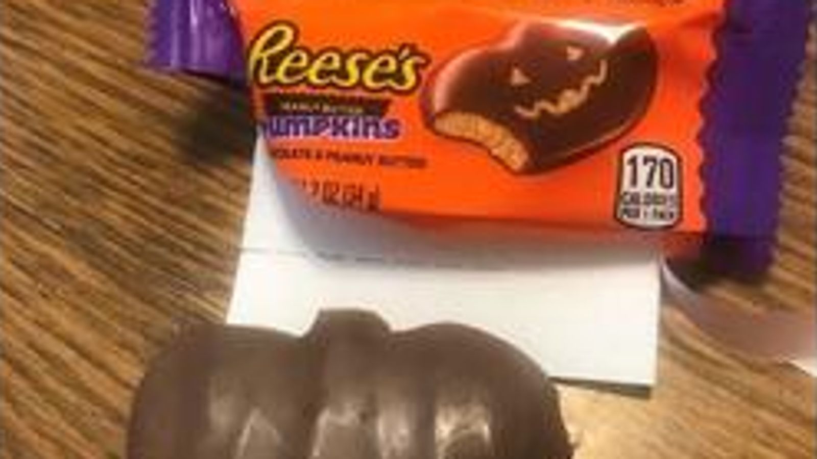 Florida woman wants Hershey to pay $5m over ‘misleading’ Halloween sweets | US News