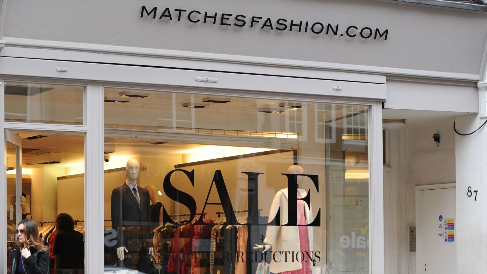 Retail tycoon Ashley plots cut-price swoop on Matchesfashion | Business News