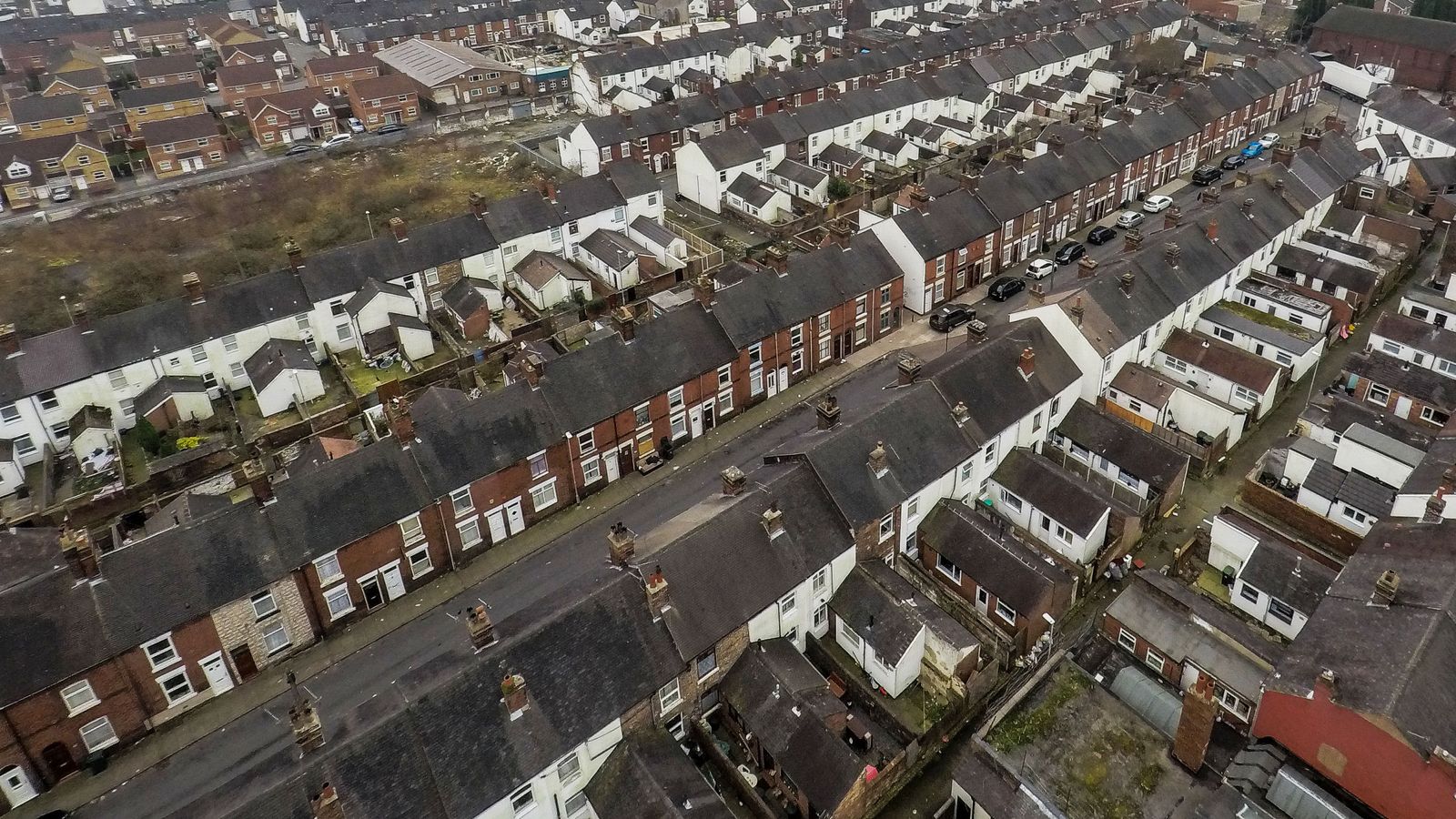 Big differences in house prices changes across the UK amid nationwide downturn | Business News