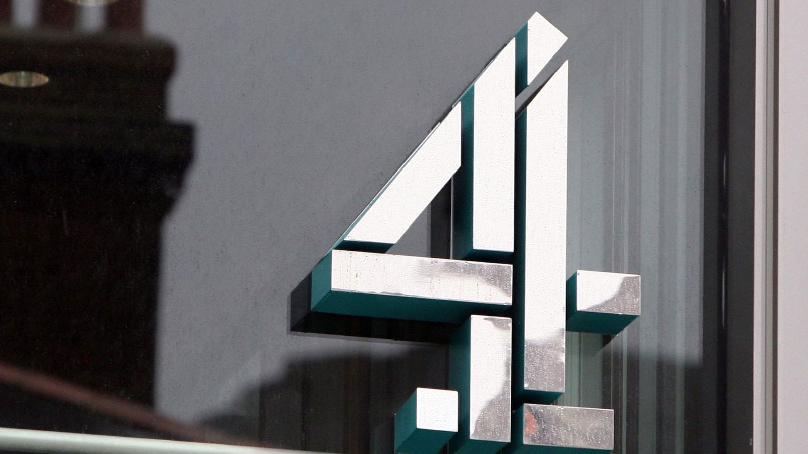 Channel 4 to unveil deeper job cuts as ad downturn bites | Business News