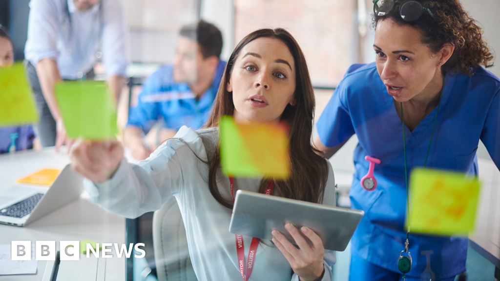 Sunak admits he has failed to cut NHS waiting lists