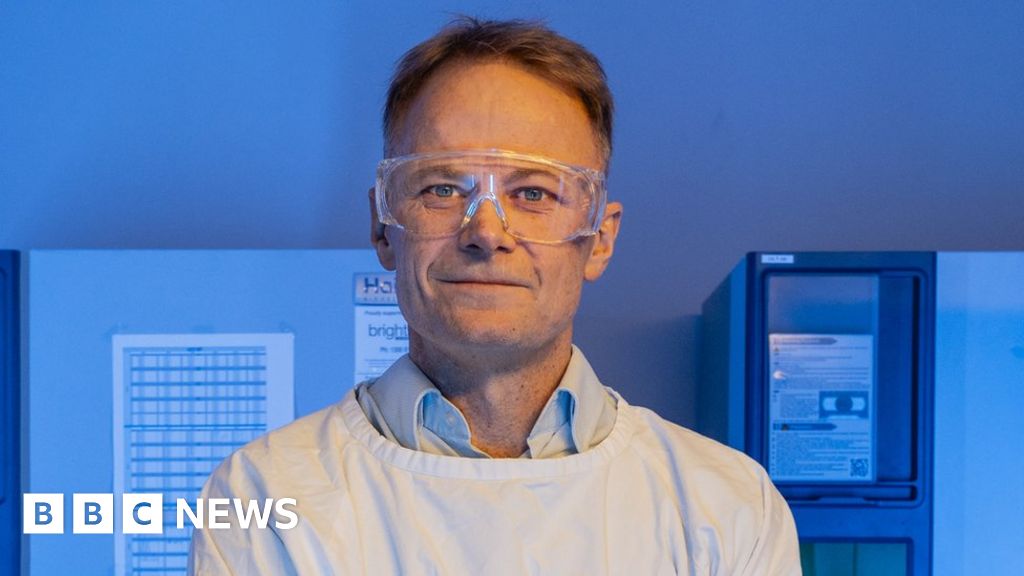 Richard Scolyer: Melanoma doctor’s high-stakes gamble to cure his brain cancer