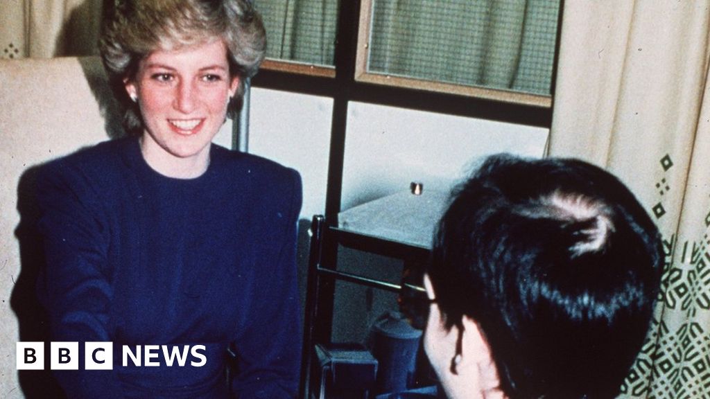 Artists bid to make Aids memorial near Diana ward