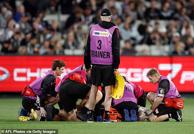 Mason Wood is knocked out in horror injury during St Kilda’s game against Collingwood