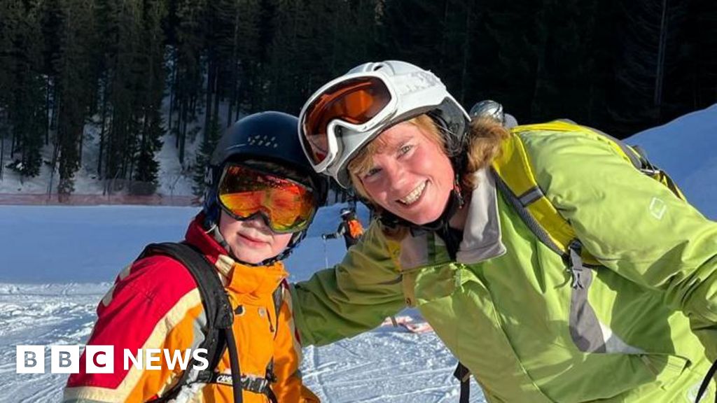World Transplant Winter Games: Kidney donor mum and son compete