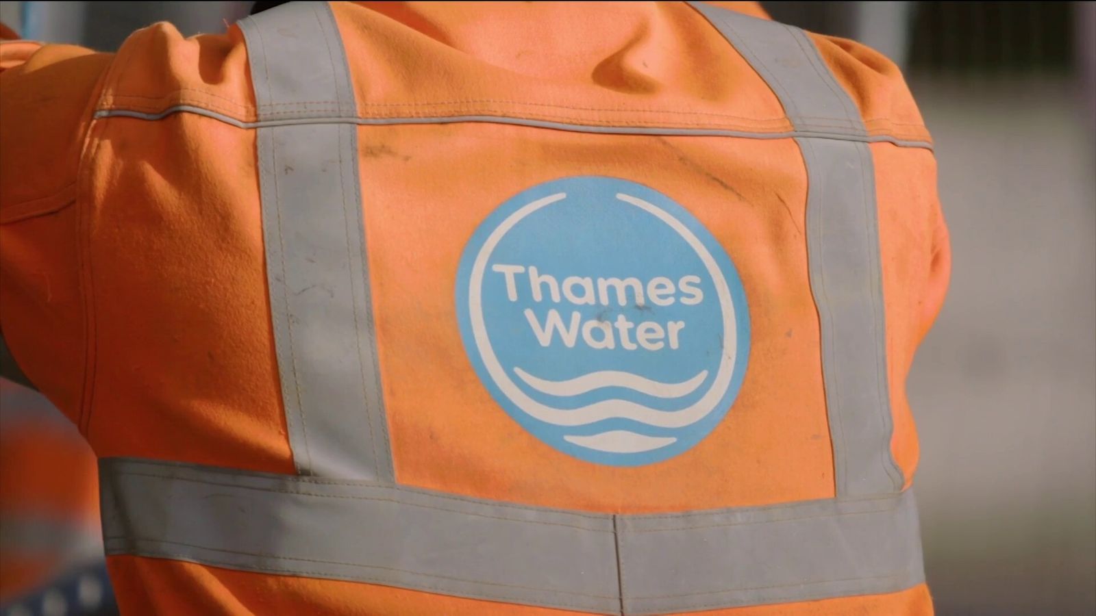Thames Water lenders hire EY as debt deadline looms | Business News