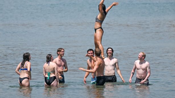 UK to be 'hotter than Turkey' with 800-mile 'heat dome' poised to strike