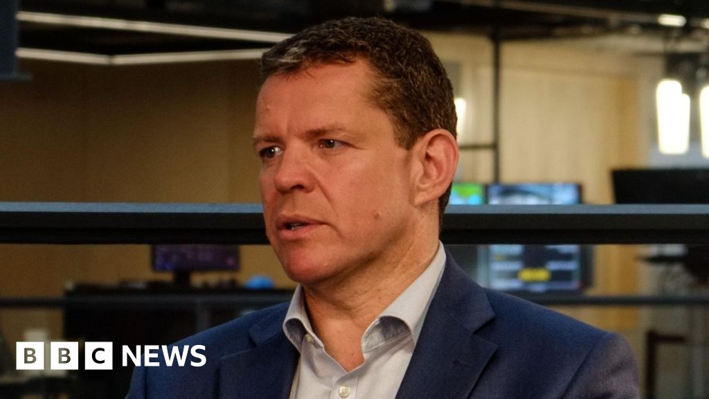 General election: Vote Plaid to keep Labour in check, leader says