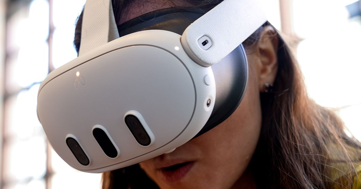 Meta tests Vision Pro-like freeform virtual screen placement for Quest headsets