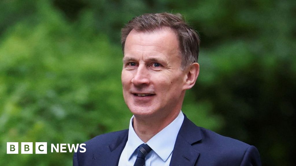 Labour accuses Tories of planning unfunded tax cuts