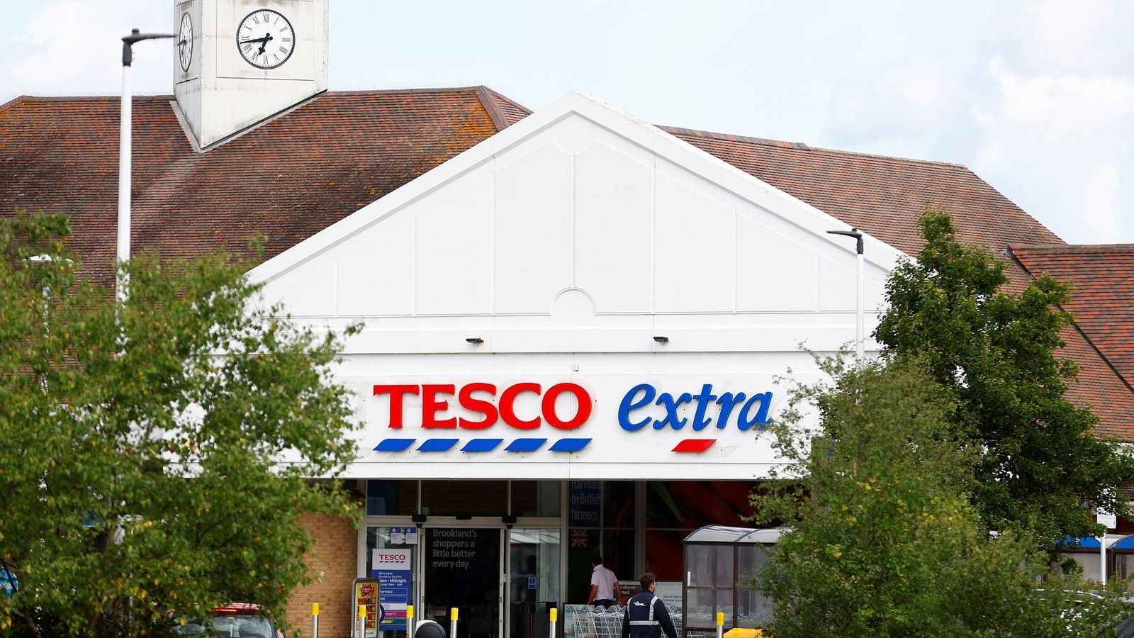 Tesco sees food sales grow as inflation eases | Business News