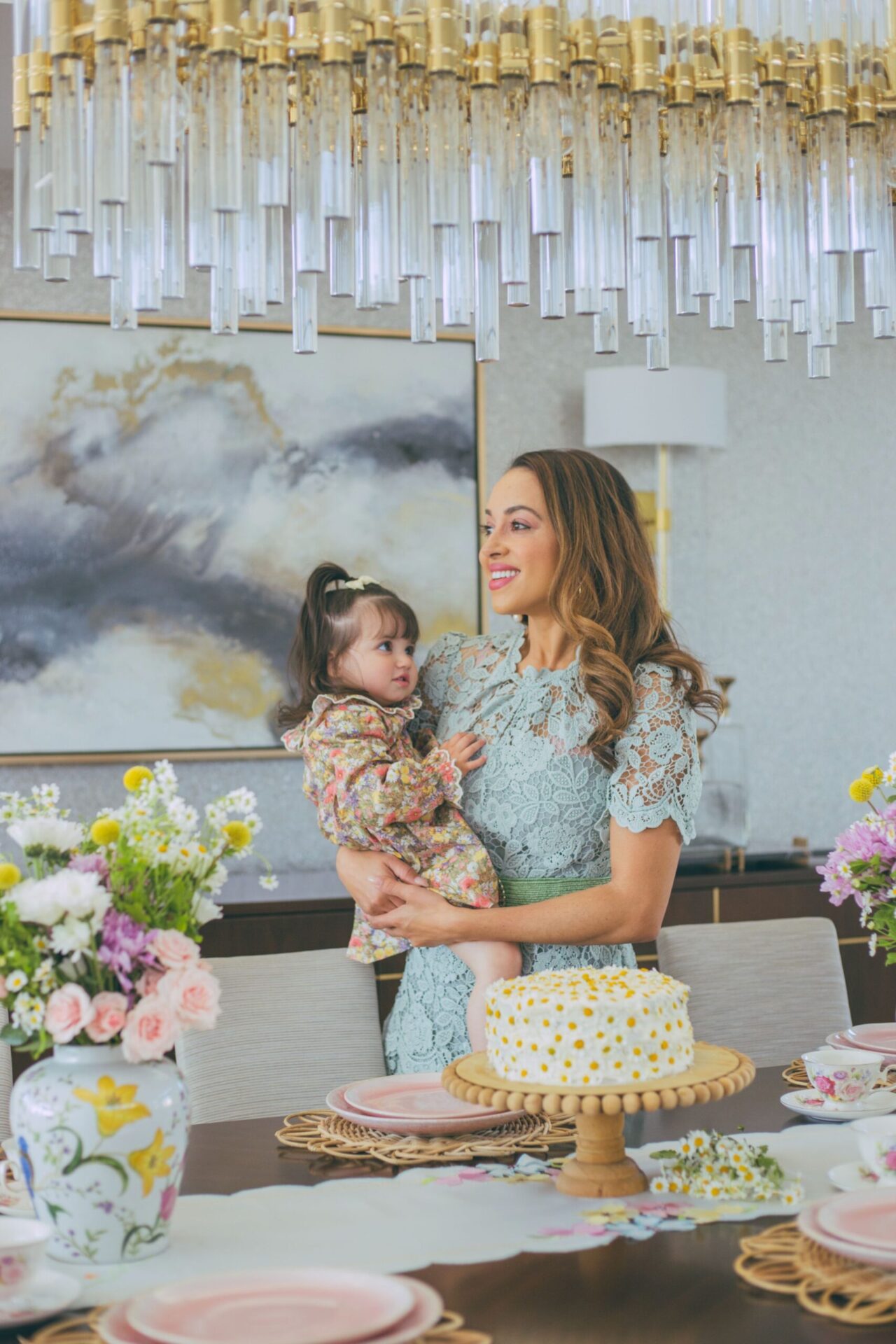 Easter Tablescape & Outfit Ideas