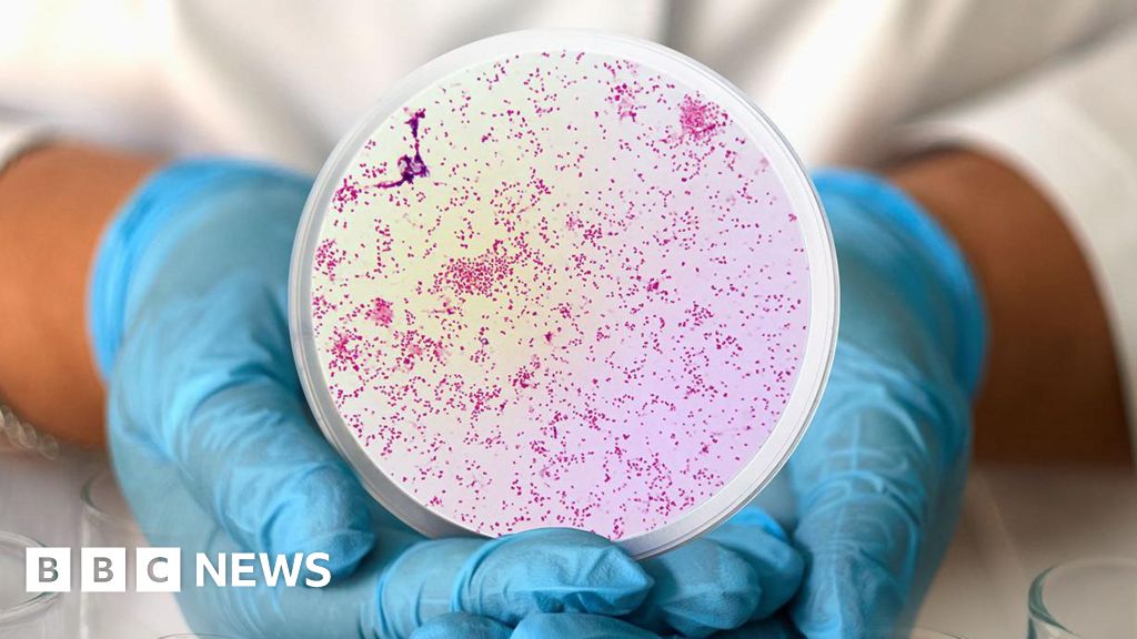 Gonorrhoea: Warning over antibiotic-resistant cases of STI
