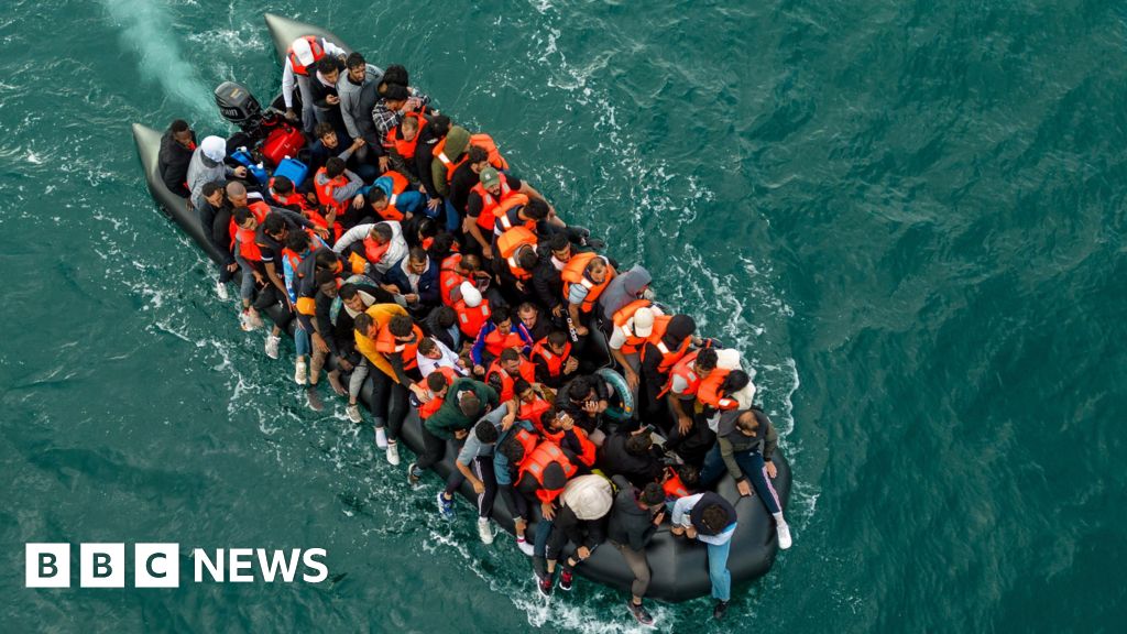 Ministers promise ‘large surge’ in returning illegal migrants