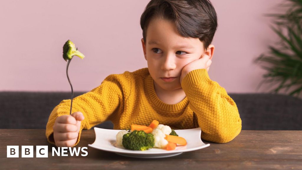 Fussy eating caused by genes not parenting – study