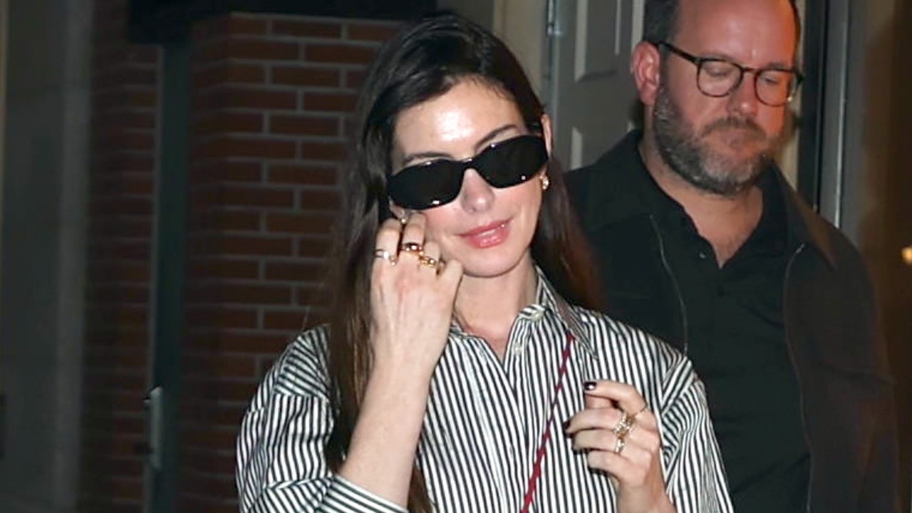 Anne Hathaway Elevated Her Leather Moto Pants With Fall’s Biggest Shoe Trend