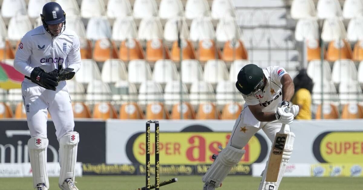 Ben Stokes taunts Pakistan bowlers with five-word comment as two wickets fall early | Cricket | Sport