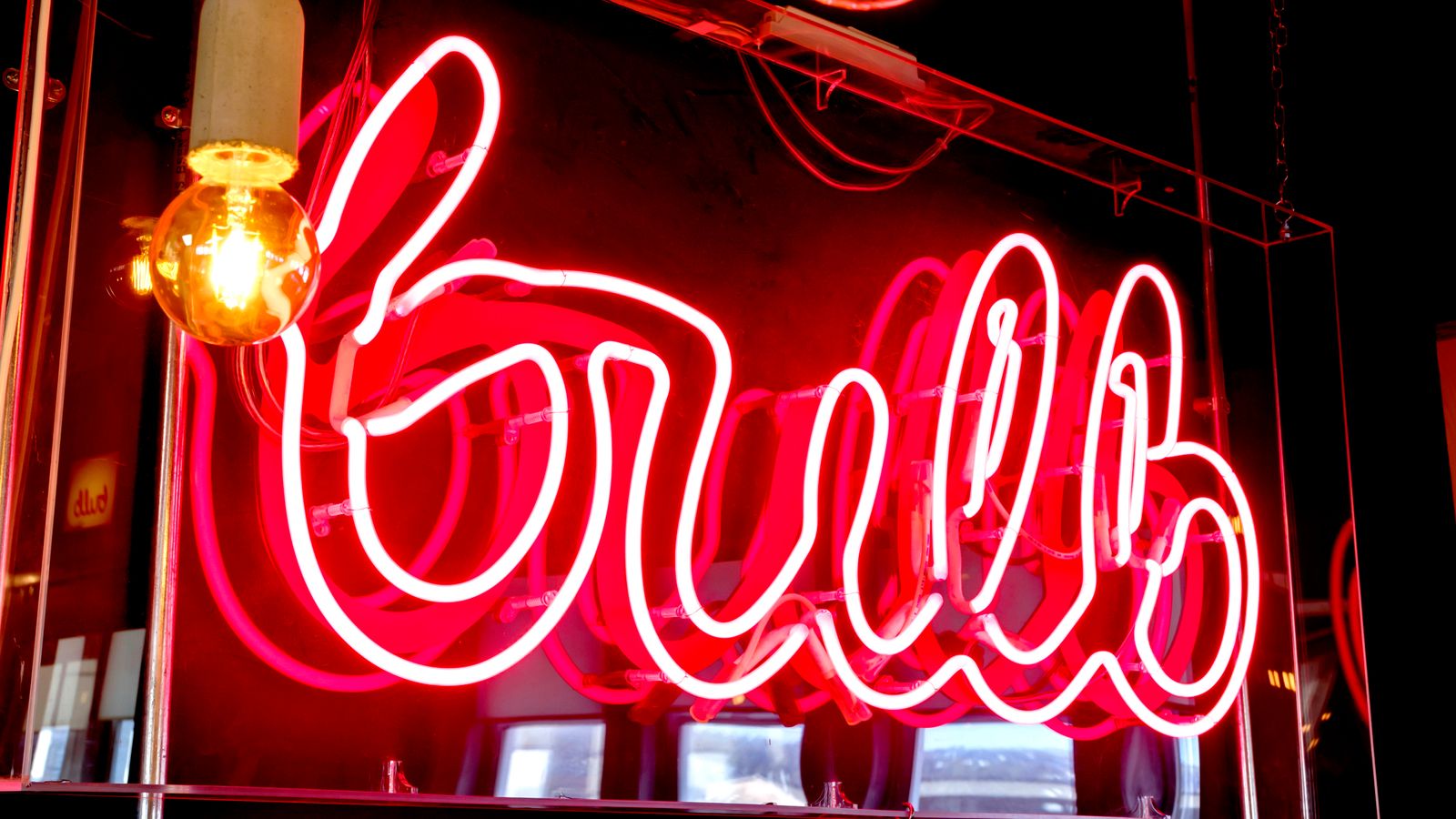 Advisory firm Teneo hunts new backers at $2bn valuation | Money News