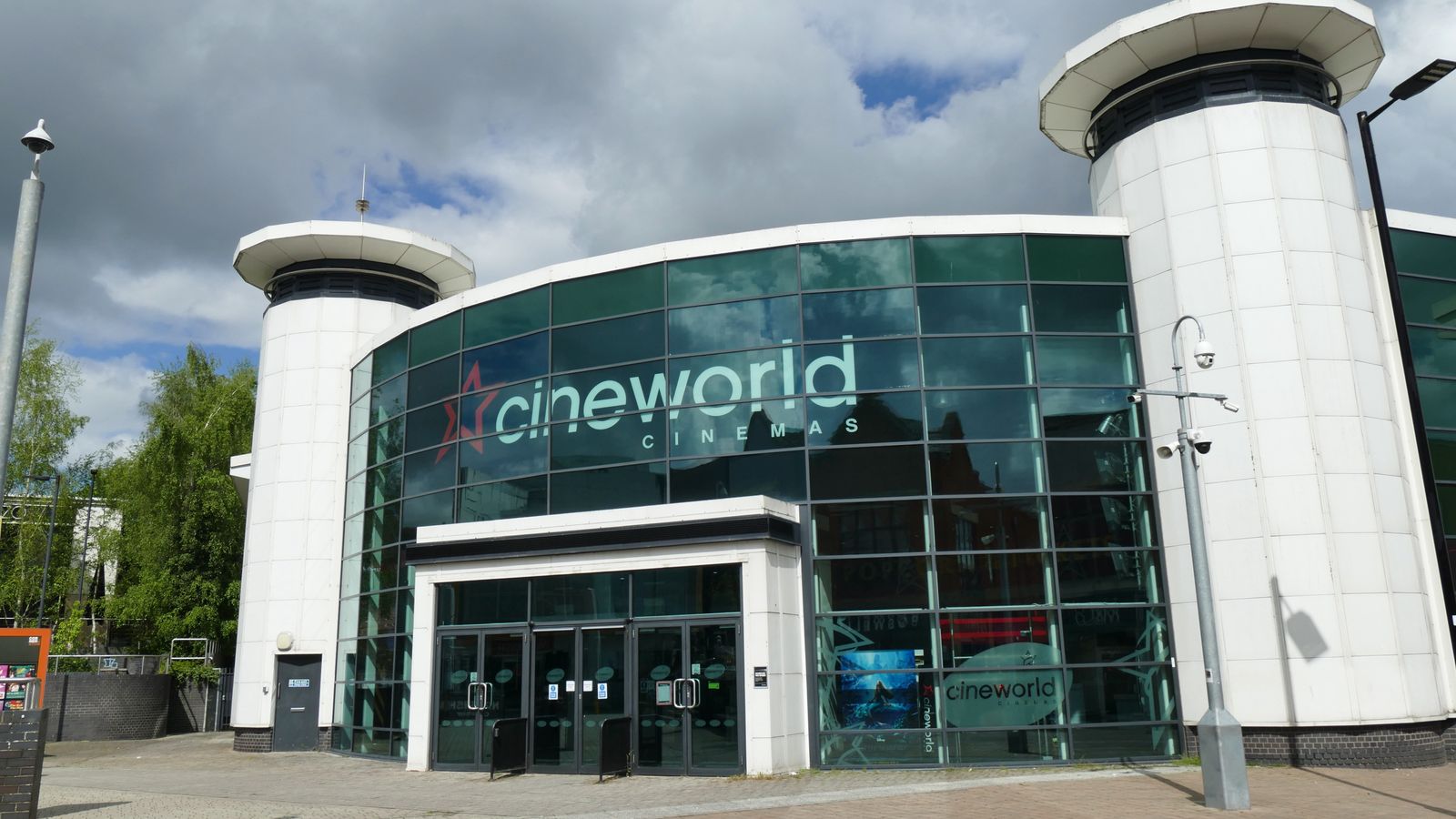 Cineworld owners screen plan for stock market comeback in New York | Money News