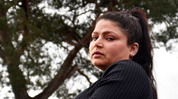 British woman considering moving to Australia to get away from a tree she is allergic to