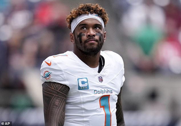 Miami Dolphins dealt huge blow as Tua Tagovailoa picks up injury with playoff hopes in the balance