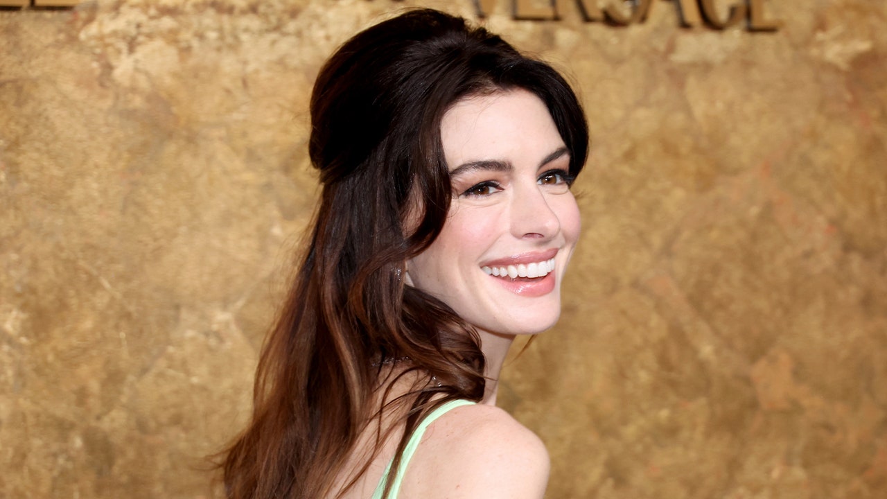 The Librarian Cut Is Perfect For Women With Cowlicks