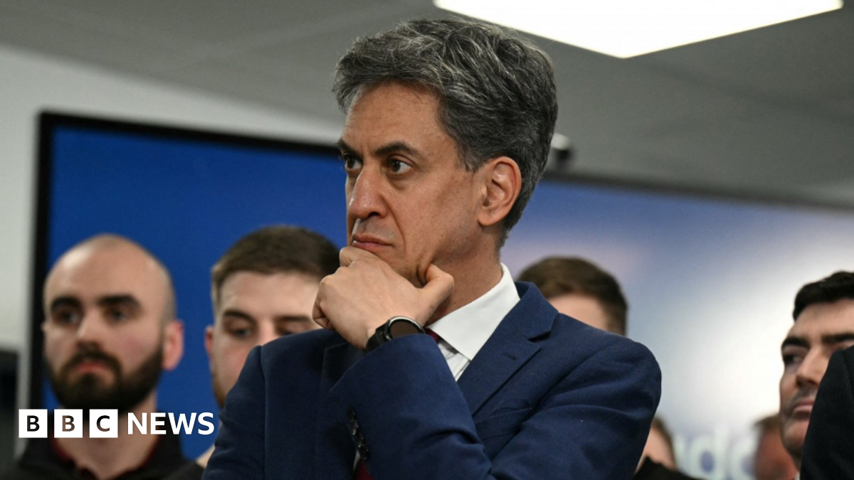 Miliband refuses to say whether he personally backs Heathrow