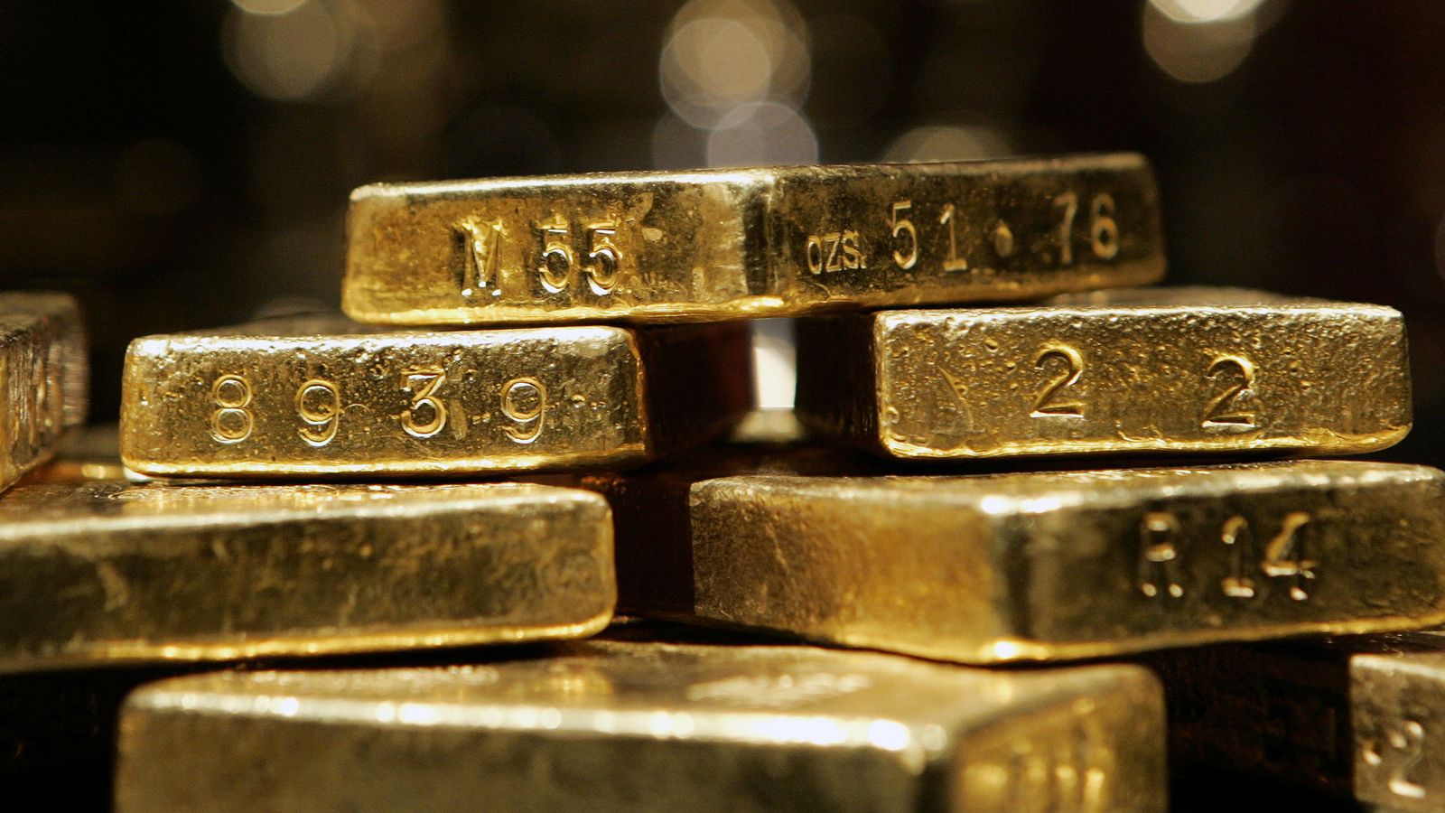 The Bank of England gold rush that’s pushing up the price | Money News
