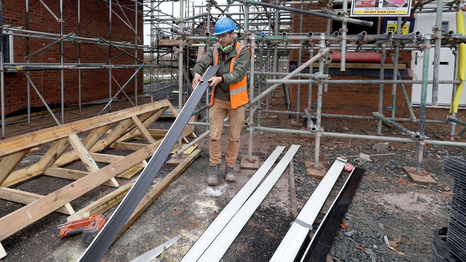 Ares and Farallon eye control of builders’ merchant IBMG | Money News