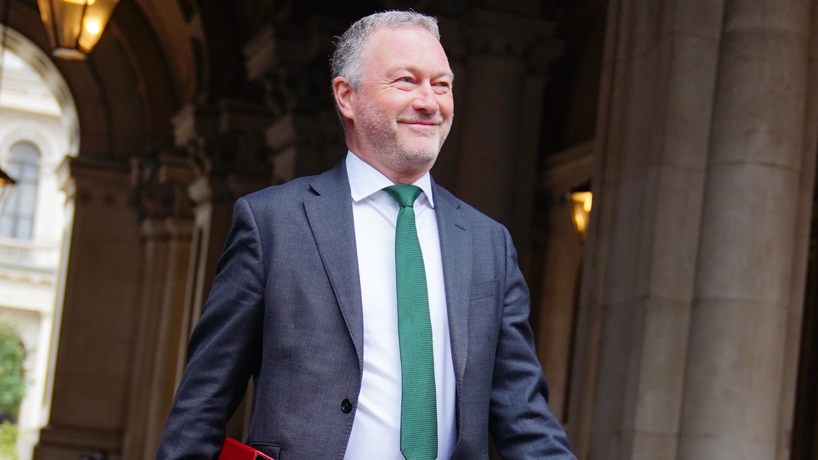 Environment secretary defends green policies – after Sir Tony Blair says net zero is ‘doomed to fail’ | Politics News