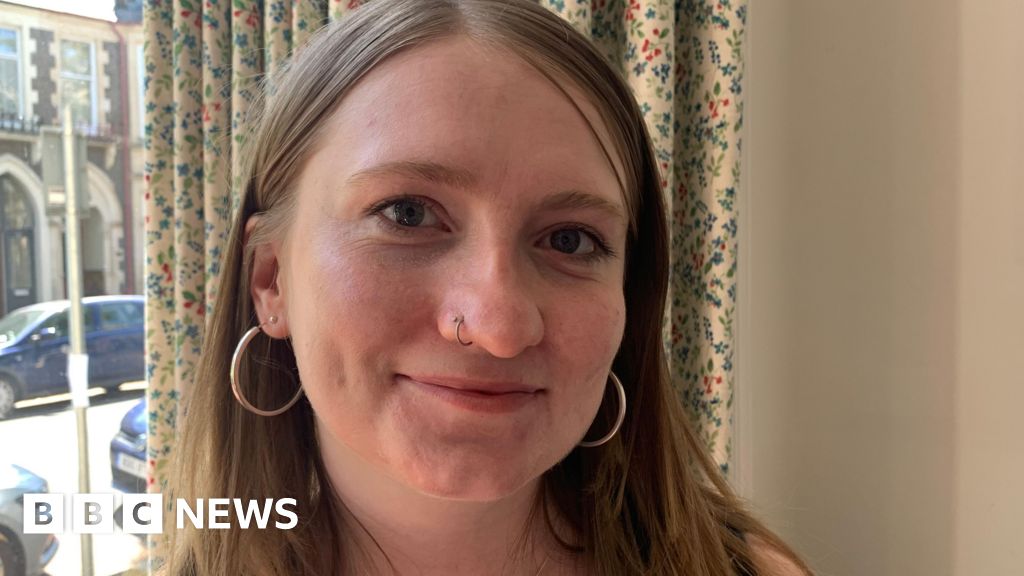 ‘I want a child but I’m scared to come off the pill’