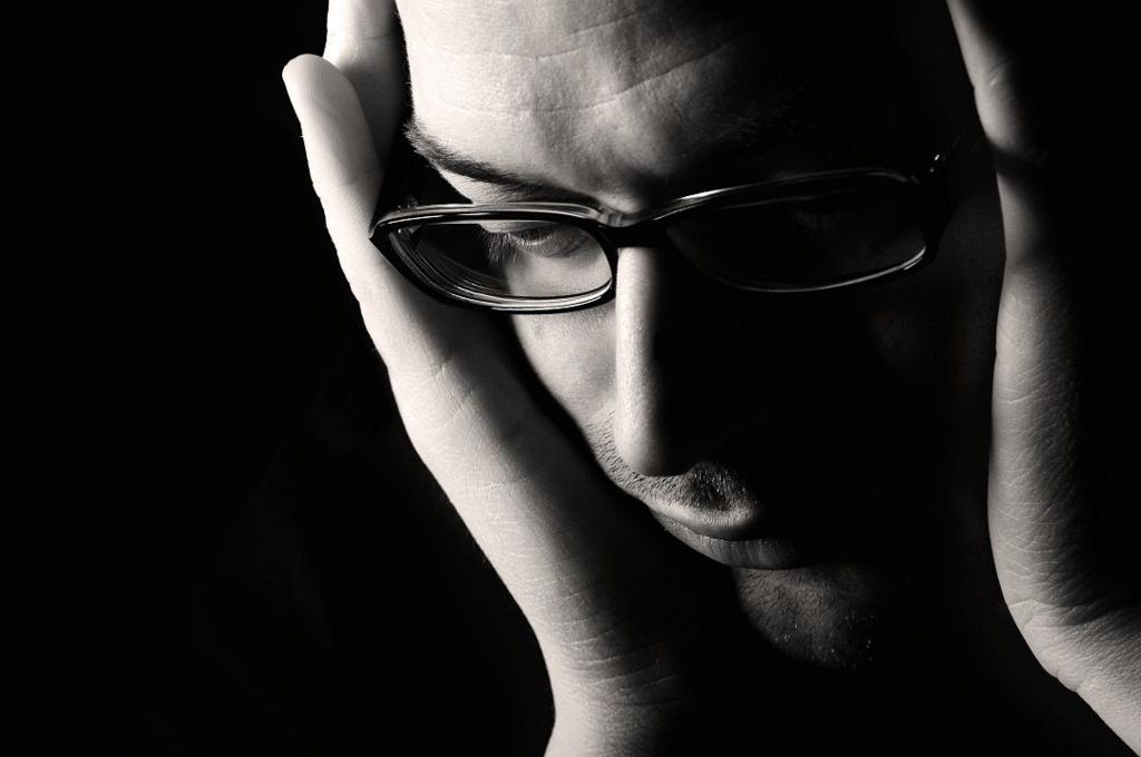 Deaf behind bars – BBC