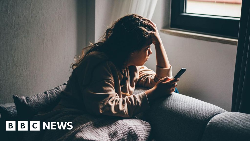 Mental health A&E centres to open across England