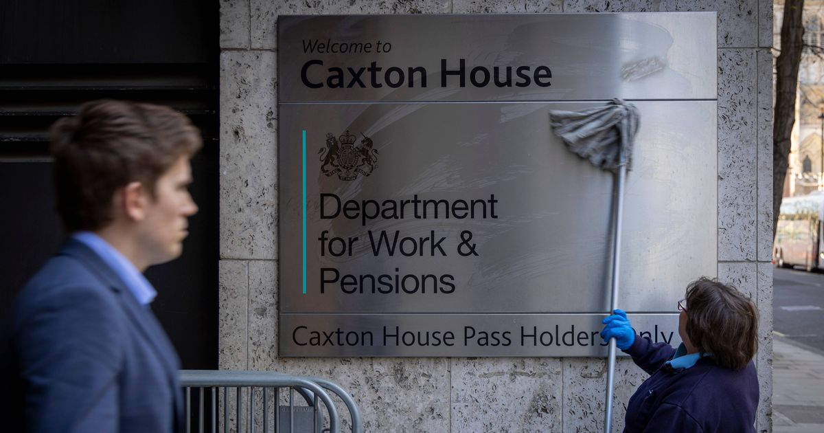 DWP set to give 150,000 Brits three-month warning before slashing benefits