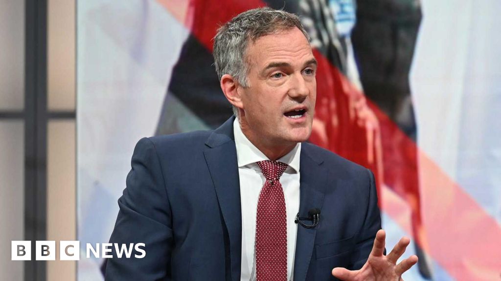 Police must ‘do their bit’ on funding, minister warns