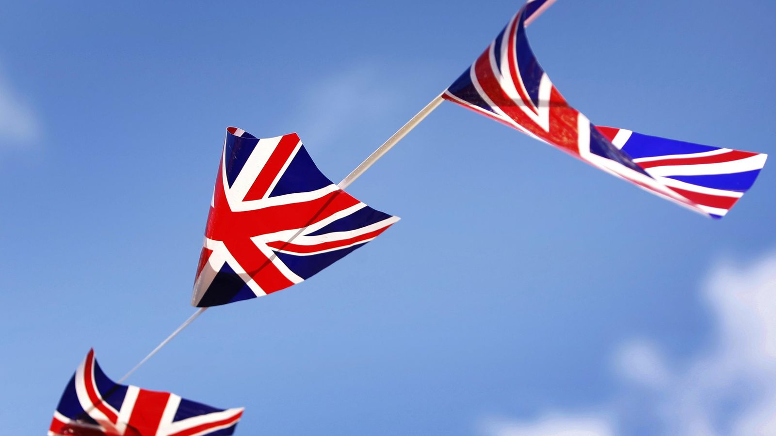 Council apologises after headteacher’s letter to parents ‘implied Union Flag was potentially offensive or sectarian’ | UK News