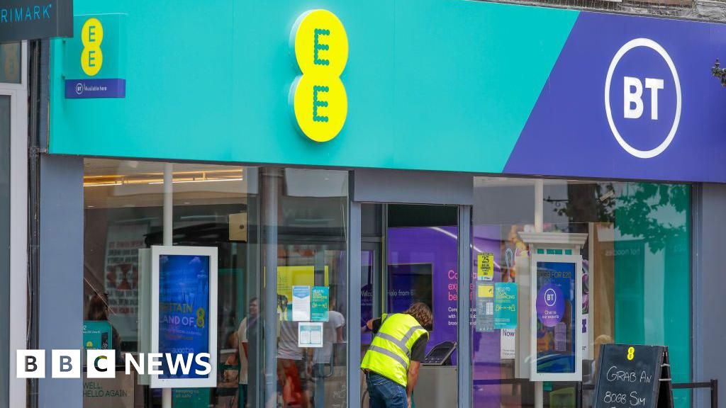 EE says latest outage fixed after ‘technical fault’