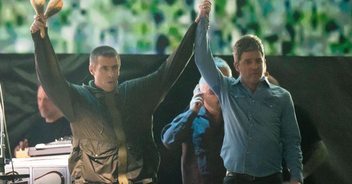 Oasis fans ‘gutted’ as iconic song not on comeback tour setlist | Music | Entertainment