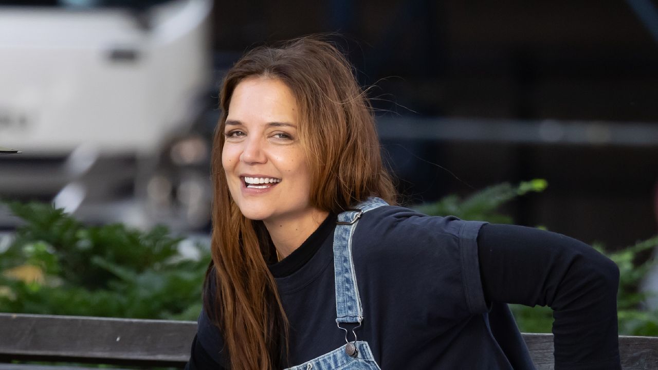 Katie Holmes Has Inspired Me to Make Denim Overalls the Centerpiece of My Wardrobe This Fall