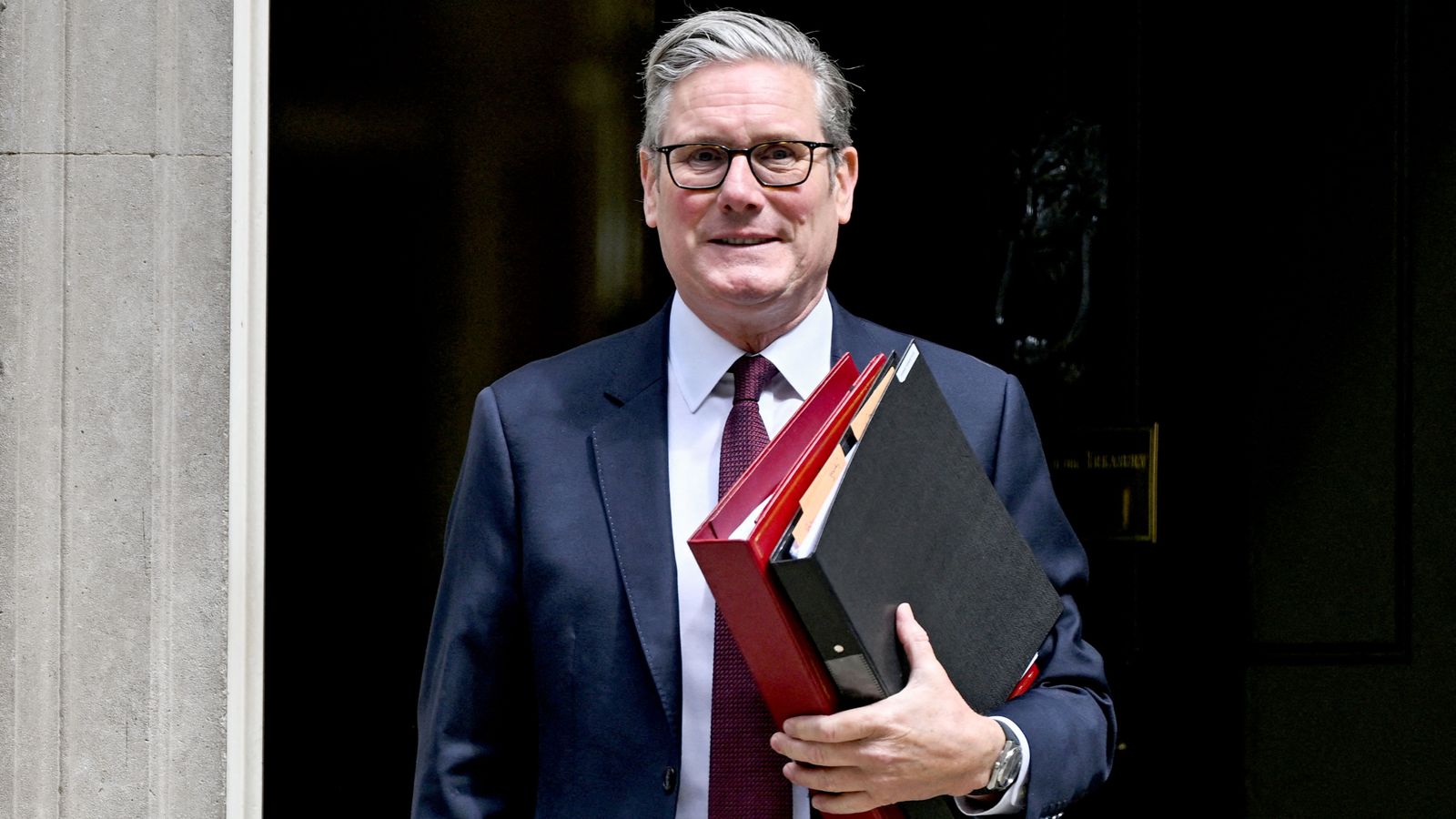 Labour MPs form new group as they urge prime minister to focus on living standards to help ward off Reform | Politics News