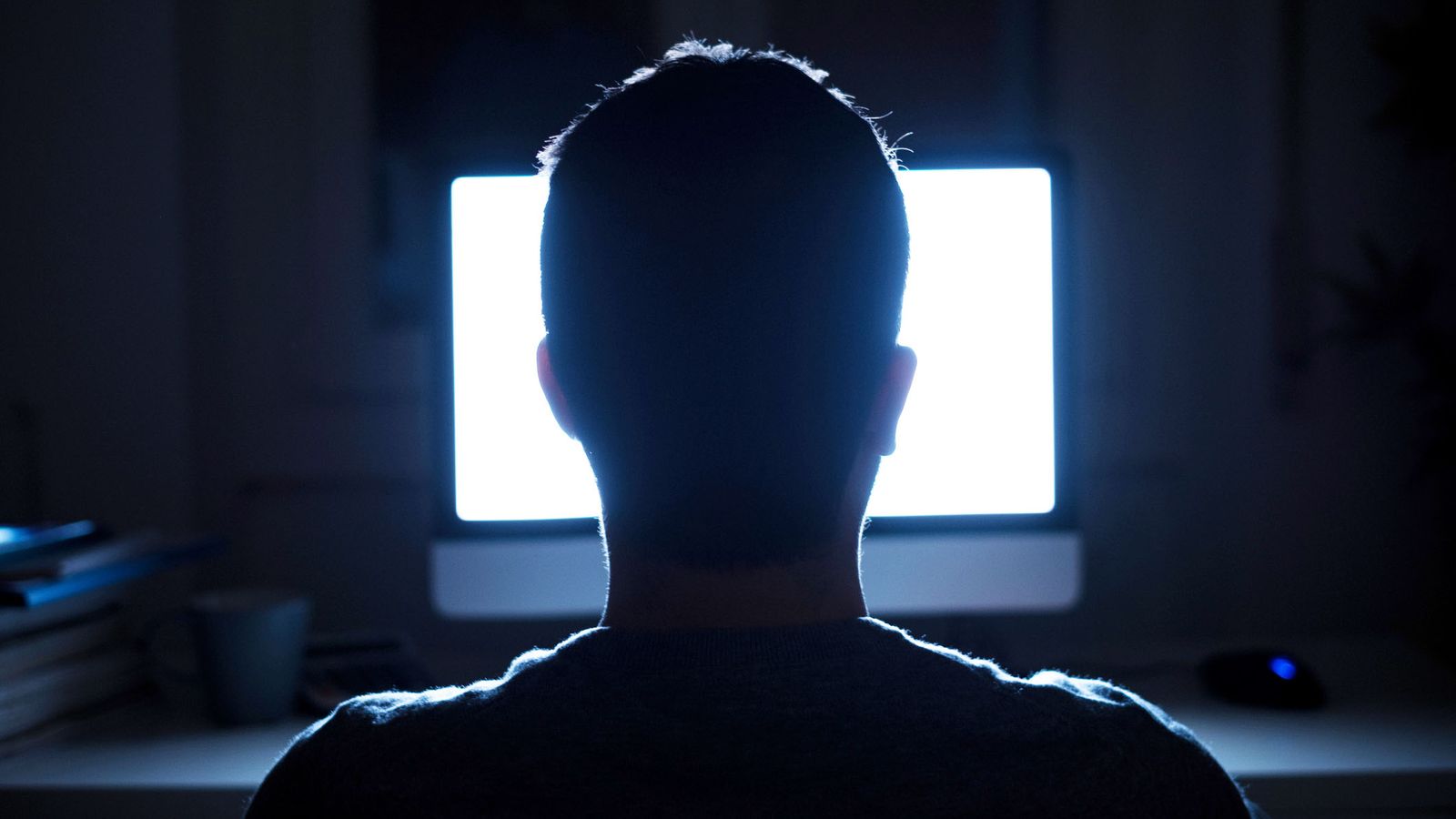 Consumers warned after thousands targeted by scammers impersonating financial regulator | Money News