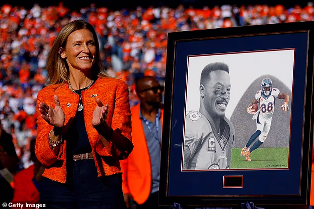 Demaryius Thomas’ mom breaks down as he’s inducted into Broncos’ Ring of Fame years after his sudden death