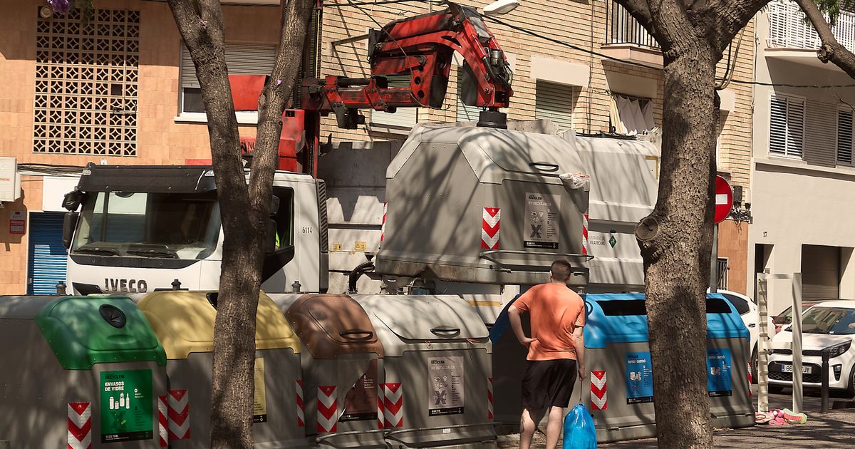 Binmen discover ‘crushed’ body of mayor’s ex-husband as they empty wheelie bins