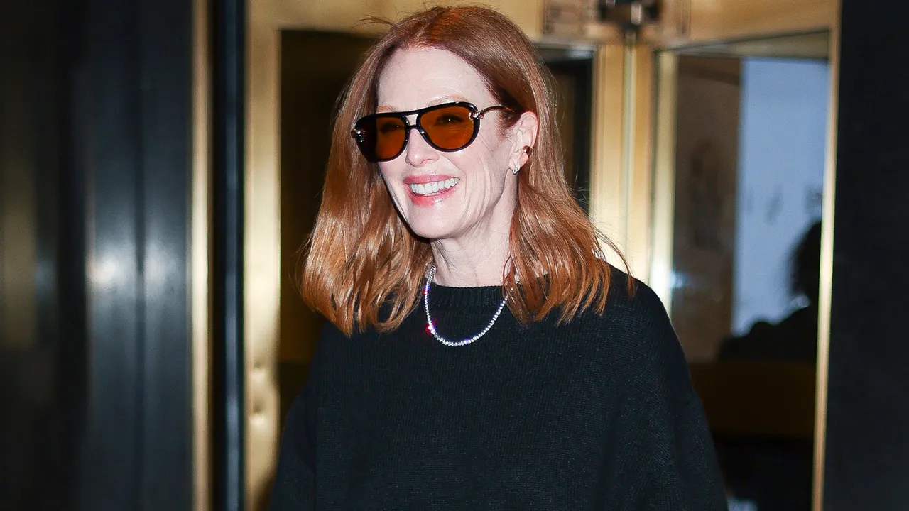 Julianne Moore’s Brown Braided Bag is the Must-Have Tote for Fall-Winter 2025