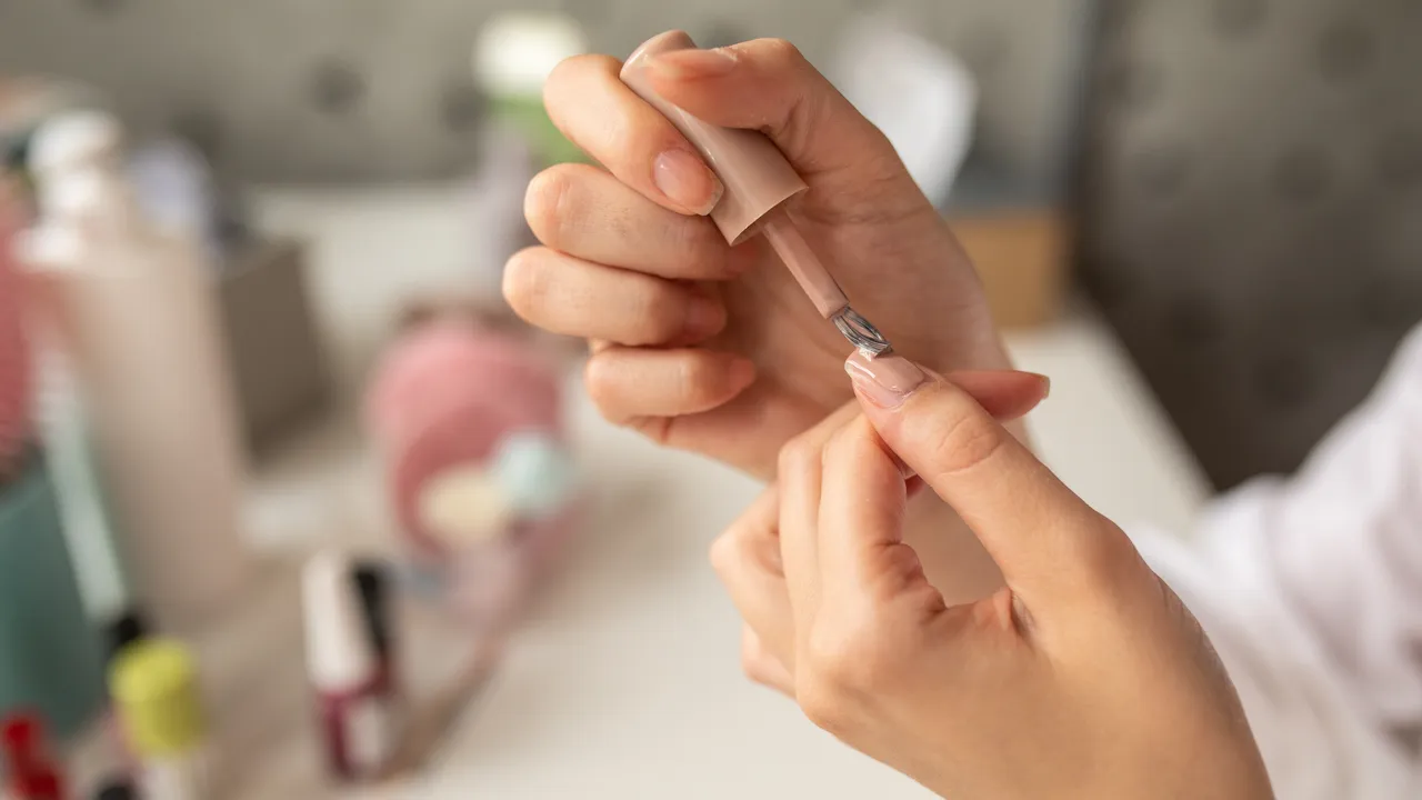 10 Best Gel Nail Polishes We Tested for Long-Lasting Wear 2025