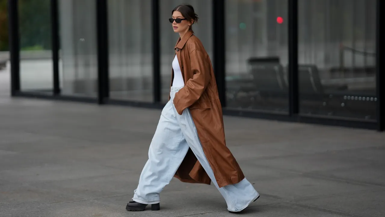 Extra-Light Wash Jeans Are Dominating 2026 Denim Trends in Every Silhouette