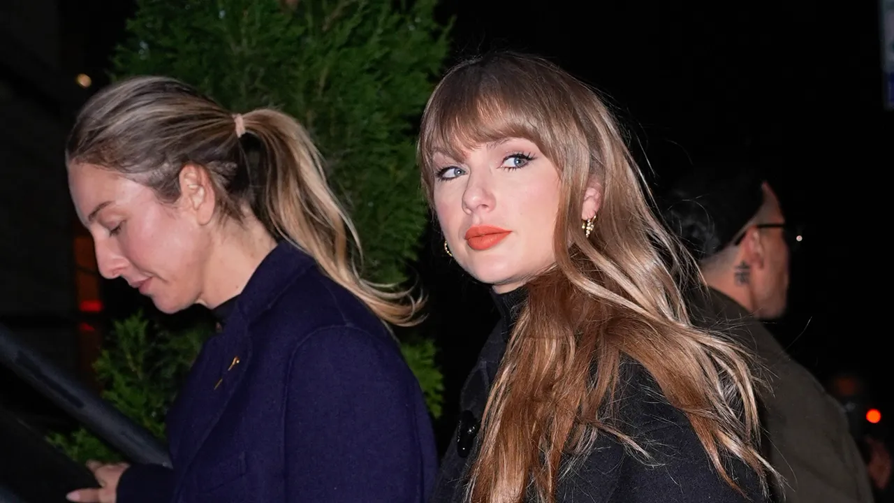Taylor Swift Broke Her Wedding-Guest Dress Pattern at Este Haim’s New Year’s Eve Nuptials