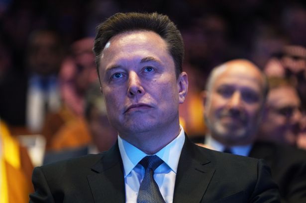 X's response to sexual images of kids scandal branded 'insult' by No10 as row deepens